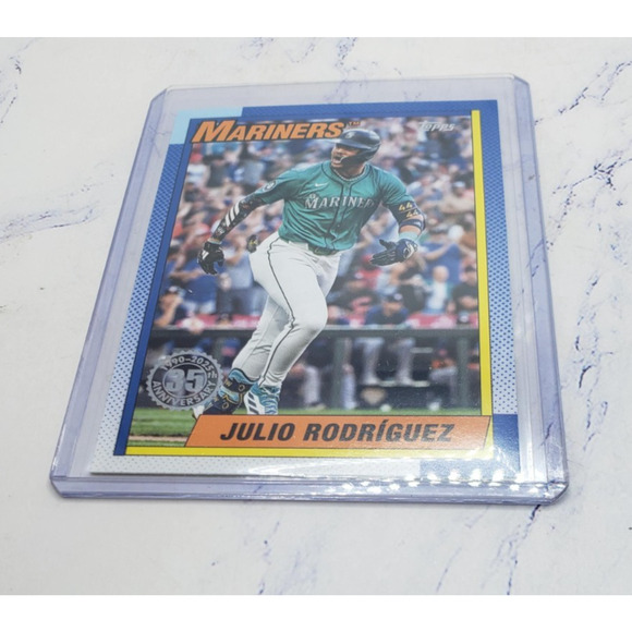 2025 Topps Series 1 1990 Topps Baseball Julio Rodriguez Seattle Mariners #T90-42 - Picture 3 of 4